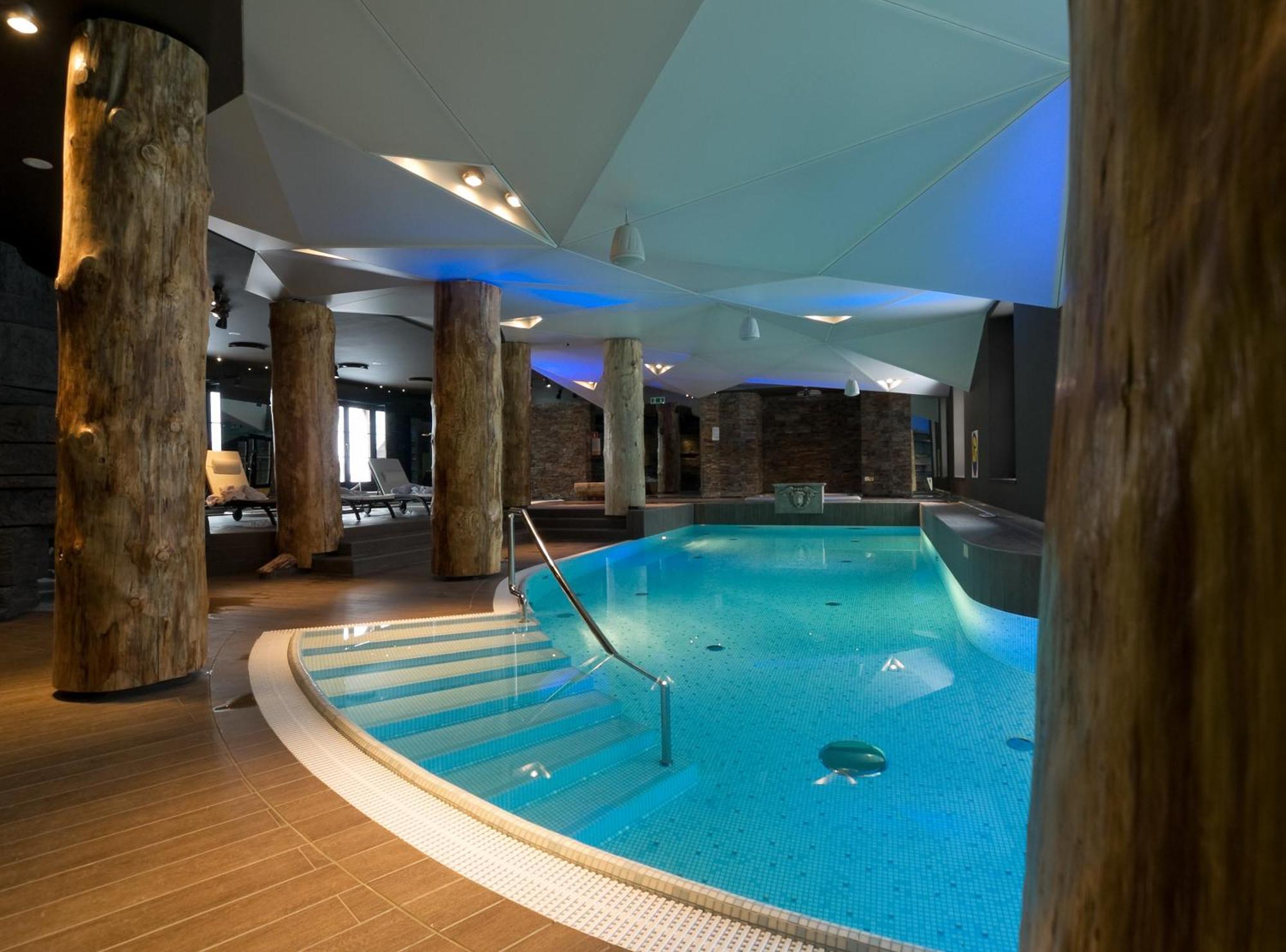 Hotel Zubrowka Spa & Wellness Bialowieza Exterior photo