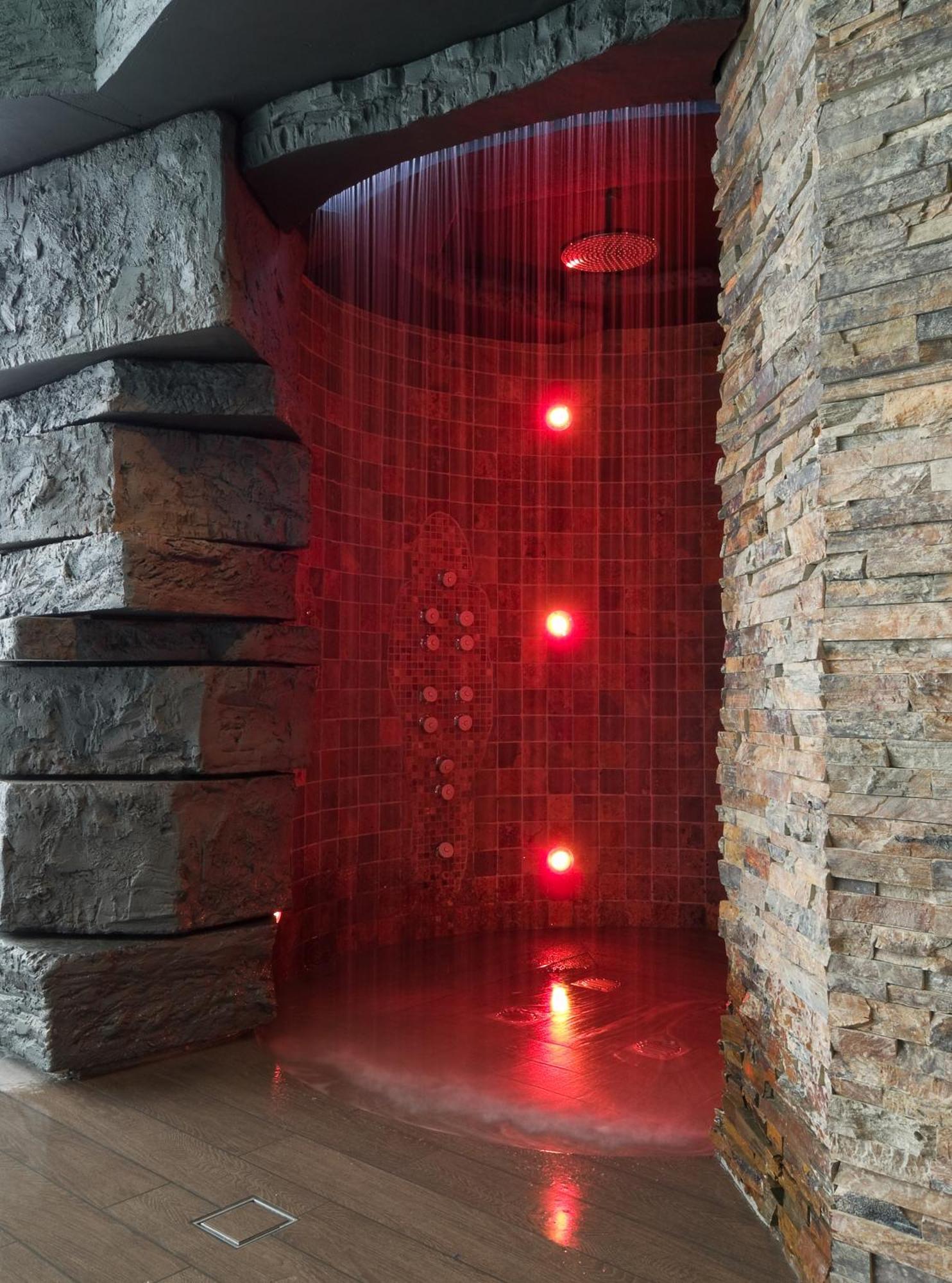 Hotel Zubrowka Spa & Wellness Bialowieza Exterior photo